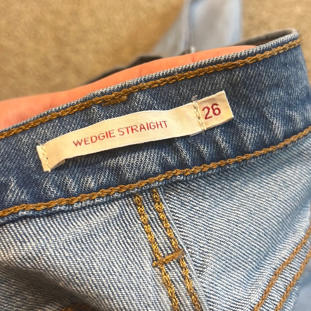 Levi’s wedgie jeans